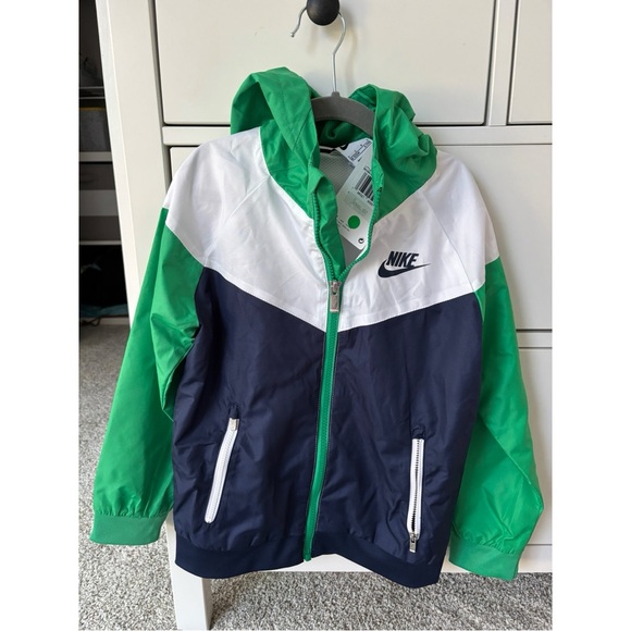 Kids' Nike Windrunner Hooded Windbreaker - Picture 3 of 7